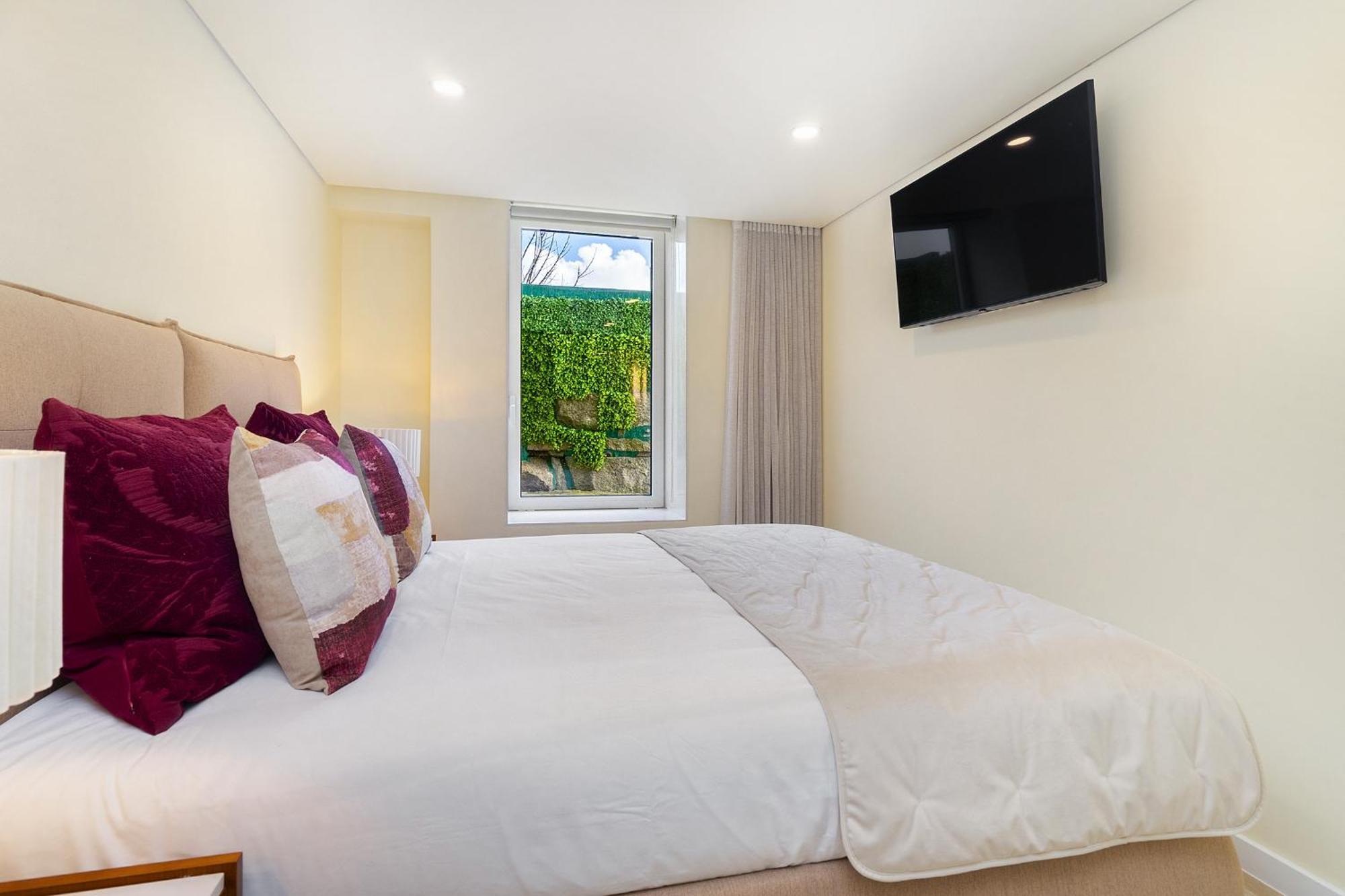 فيلا Douro Prestige Urban Retreat With Shared S-Pool & Gym بورتو المظهر الخارجي الصورة