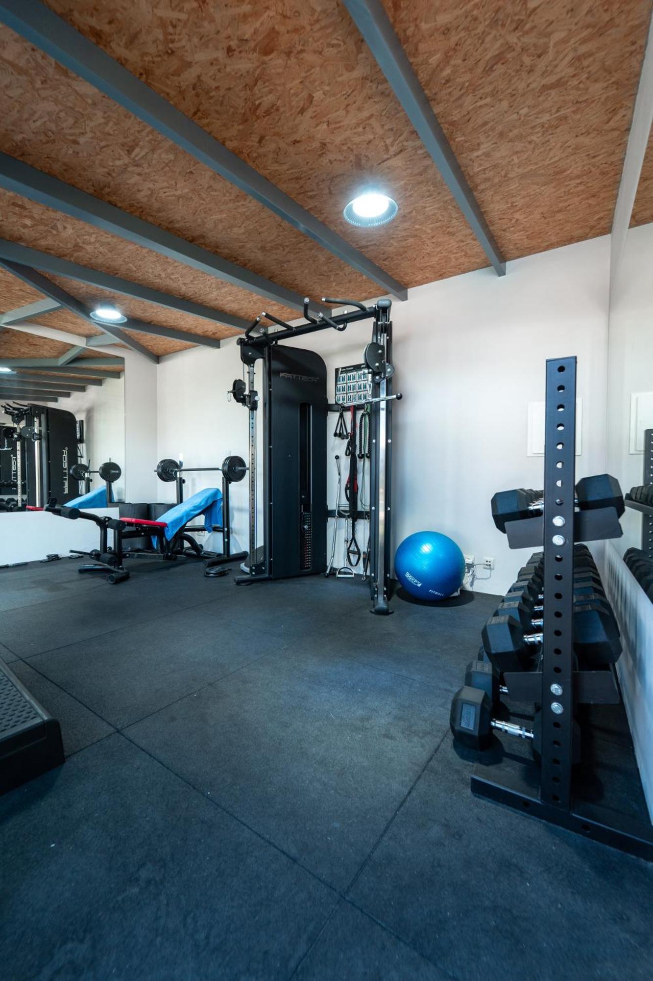 فيلا Douro Prestige Urban Retreat With Shared S-Pool & Gym بورتو المظهر الخارجي الصورة