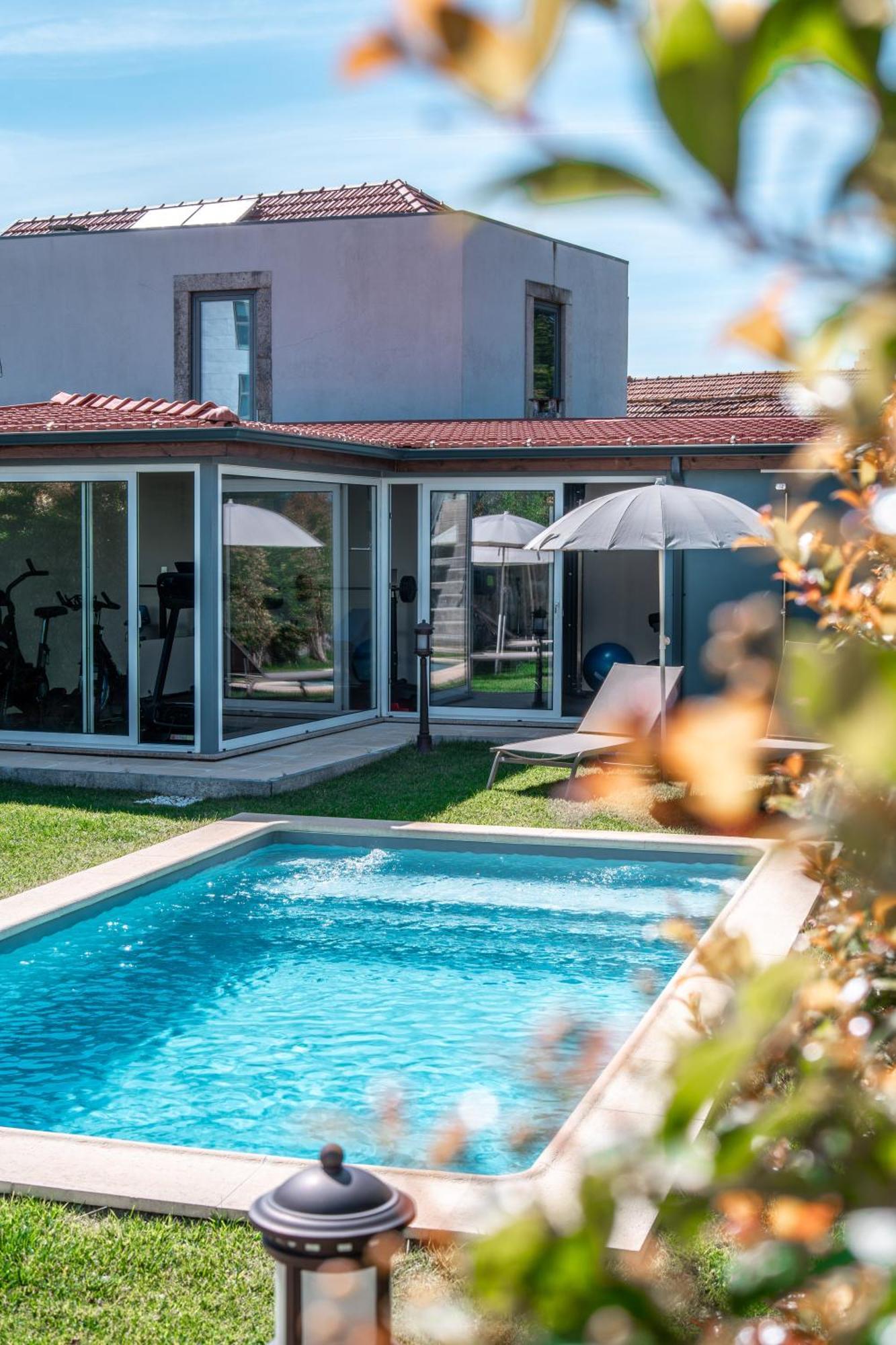 فيلا Douro Prestige Urban Retreat With Shared S-Pool & Gym بورتو المظهر الخارجي الصورة